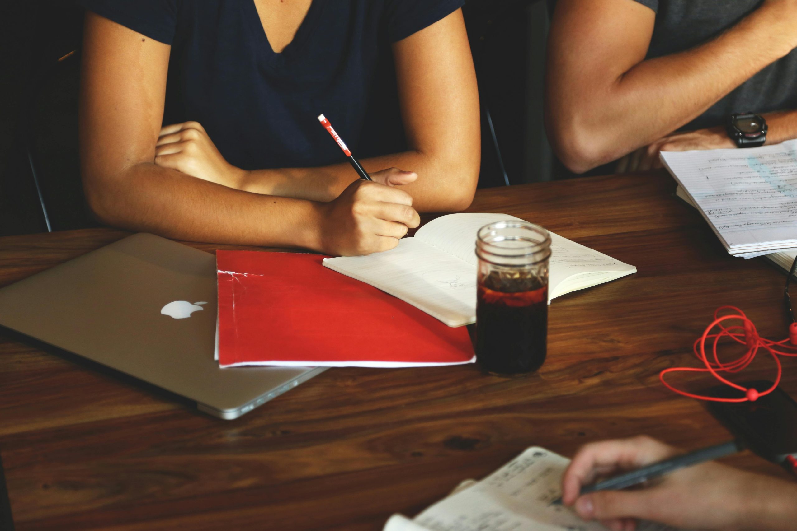 étudiants en révision